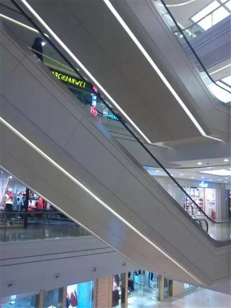 电（扶）梯装潢