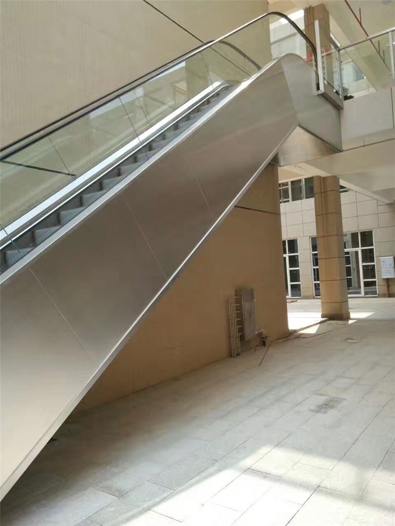 电（扶）梯装潢